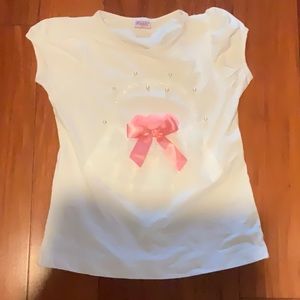 Girls pink and white top with a purse design. Size- Youth XL
